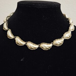 Vintage Karu Arke faux pearl choker necklace
